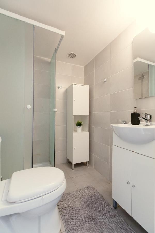 Furnished Seafront Studio Ларнака Экстерьер фото